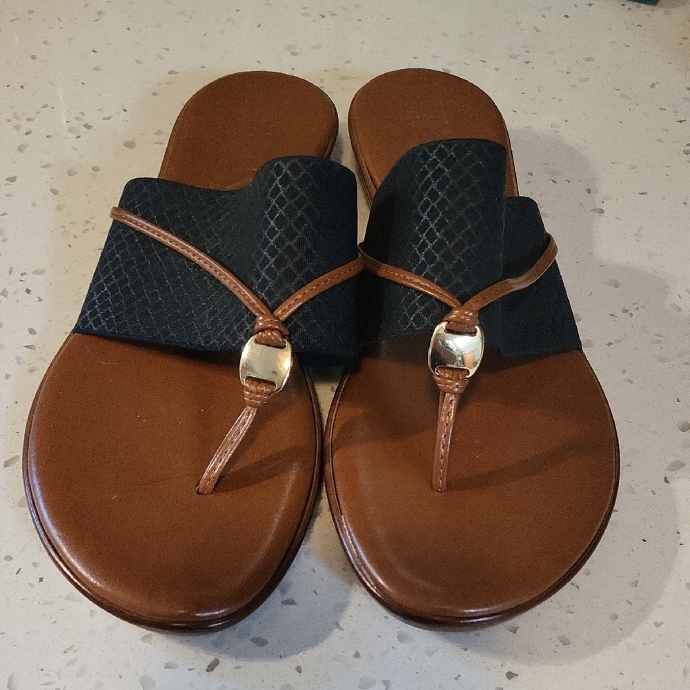 Italian Shoemakers Black and Brown Sandals with Elegant Design